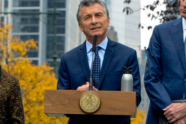 Capital Economics: “Hay una posibilidad grande de una recesión de Argentina este semestre”