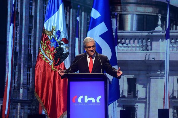 Piñera entró de lleno al debate fiscal y aclaró que discusión sobre gastos “es semántico”