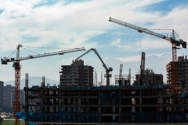 Actividad de la construcción sube por quinto mes