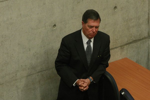 Corte Suprema ad portas de dictar fallo por millonaria multa a expresidente de La Polar