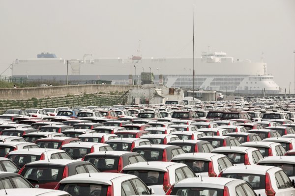 ¿Se acaba la guerra comercial? China reduce aranceles a importaciones de auto en concesión a EEUU