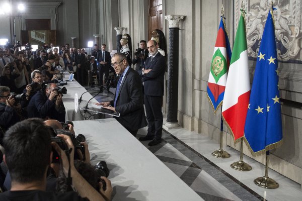 <p>Italia se encamina a nuevas elecciones en medio de turbulencias tras fracaso en formar gobierno</p>