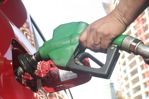 <p>Atención: bencinas subirán a partir de mañana</p>