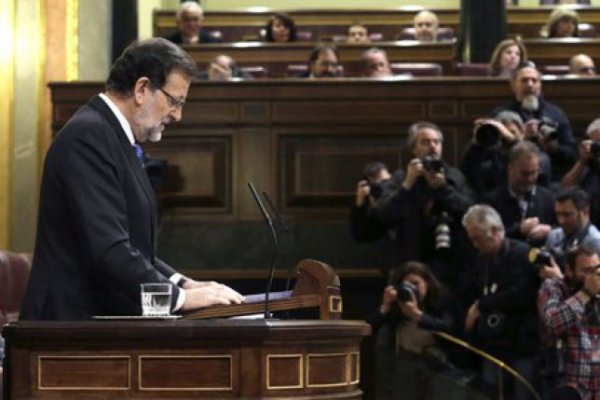 España: Socialistas ya tienen los votos para destituir a Mariano Rajoy