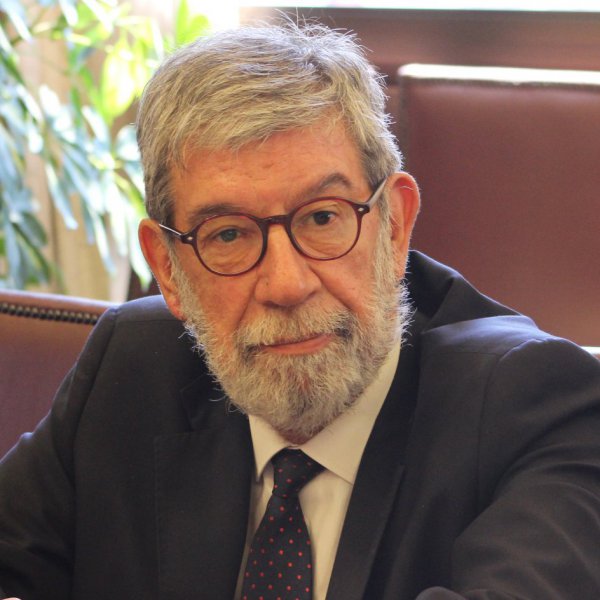 También una crisis de legitimidad