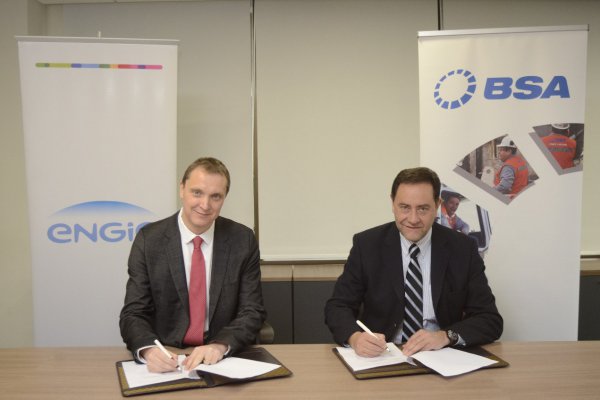 Cementos BSA y Engie firman contrato por suministro de energía 100% renovable