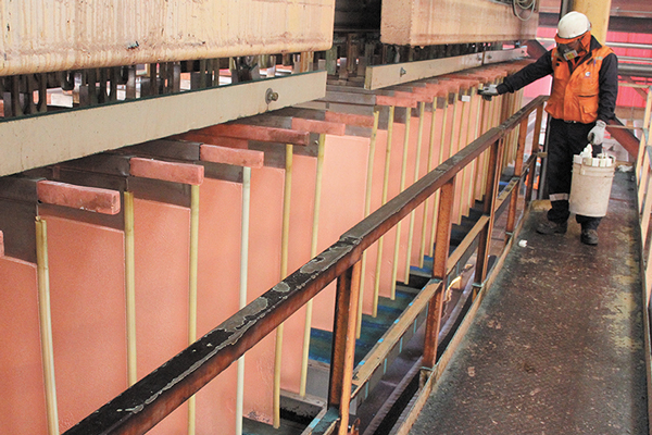 Cobre alcanza su precio más alto en tres meses