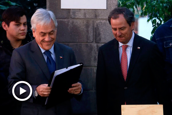 Piñera presenta financiamiento solidario que reemplaza al CAE que deja fuera a la banca