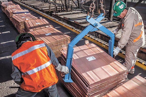 Precio del cobre alcanza su mejor nivel en cuatro años y medio