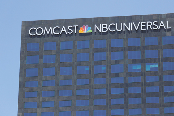 Efecto dominó: Comcast desafía a Disney y hace oferta por activos de Fox