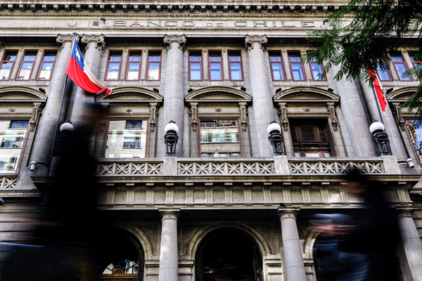 Hacienda monitorea la auditoría que realiza la Superintendencia al Banco de Chile tras millonario hackeo