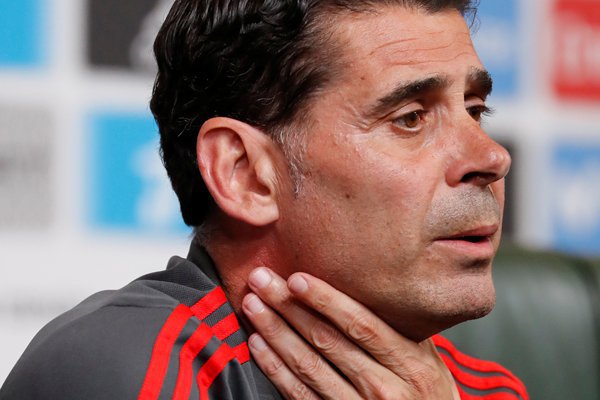 El histórico Fernando Hierro es el nuevo DT de la selección de España