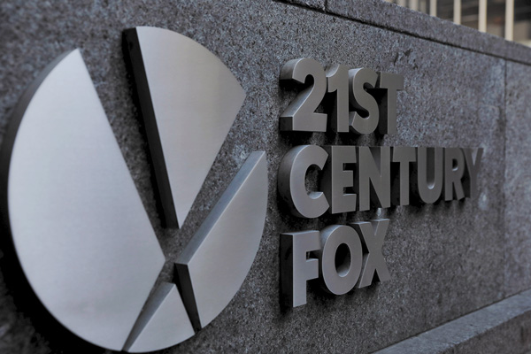 Disney se prepara para mejorar su oferta por Fox ante la arremetida de Comcast