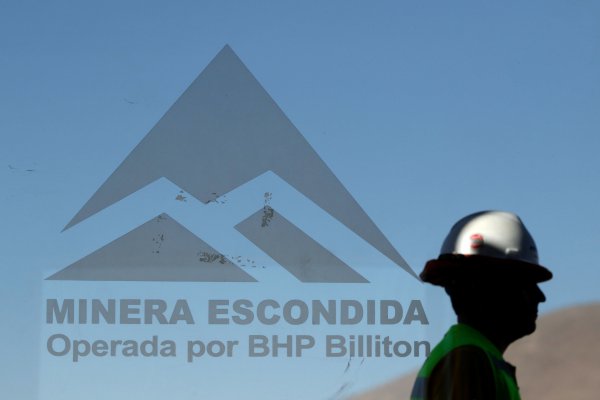 Parte mesa de negociaciones en Escondida