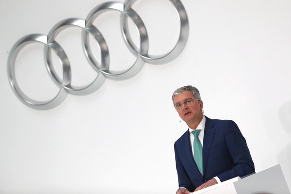 Detienen a CEO de Audi por escándalo de emisiones de VW