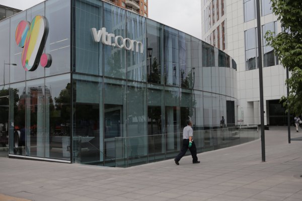 VTR cierra financiamiento con banca local por más de US$ 480 millones en medio de compras