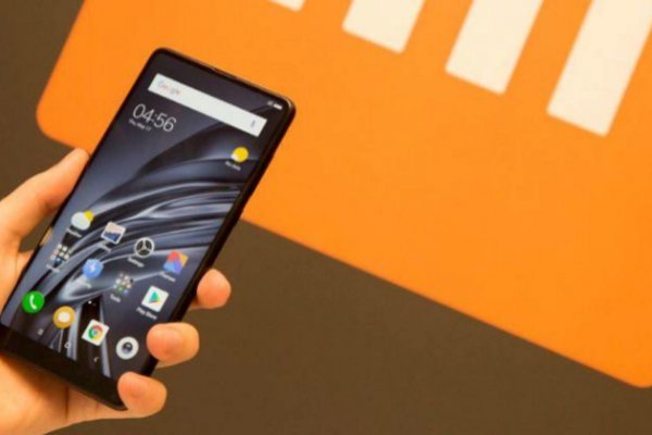 Xiaomi descarta una doble salida a Bolsa y cotizará primero en Hong Kong