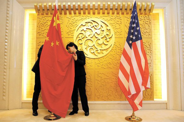 China y EEUU suben el tono a la guerra comercial y remecen a los mercados globales