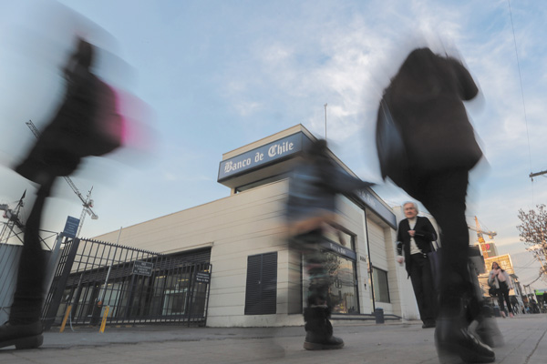 Southbridge y Chubb: las aseguradoras que responderán por robo al Banco de Chile
