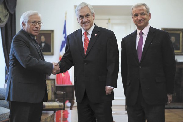 Piñera se reúne con presidente de la CMF