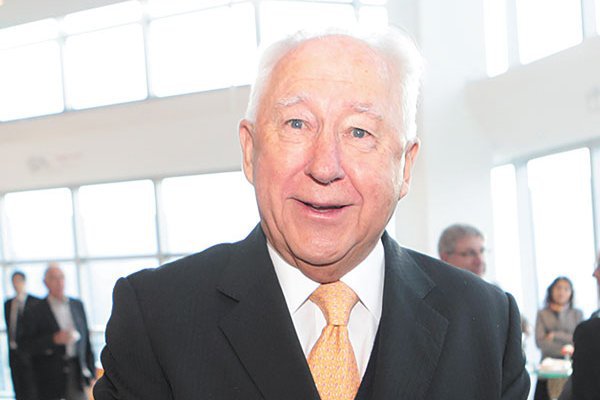 Nace Hans Dieter, el cuarto heredero de Horst Paulmann