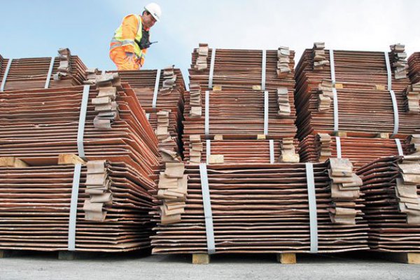 Cobre suma seis sesiones seguidas a la baja