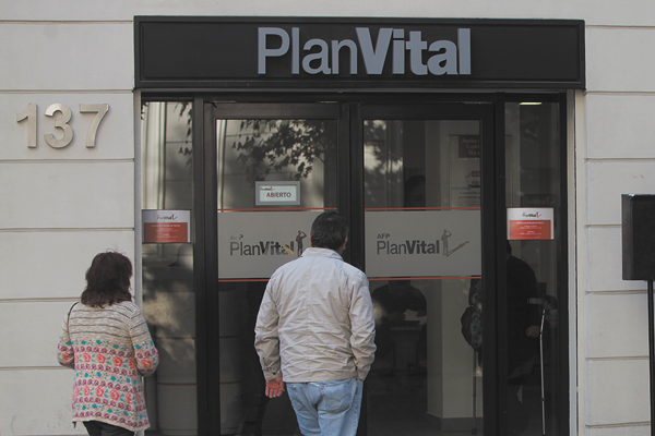 Gerenta de inversiones de PlanVital deja la AFP
