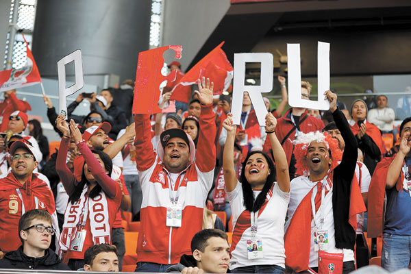 La mejor hinchada: la peruana
