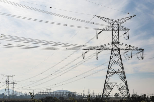 Error de la CNE obliga a inédita invalidación de proceso clave para tarificación de la electricidad