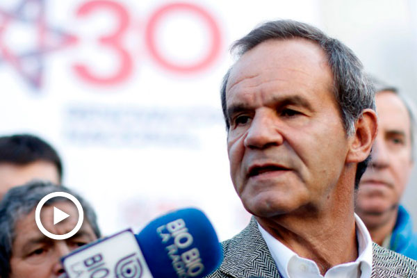 Senador Andrés Allamand propone contrato por hora pero con doble sueldo y gobierno lo valora