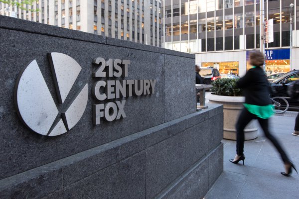 Regulador de EEUU aprueba con condiciones venta de activos de Fox a Disney