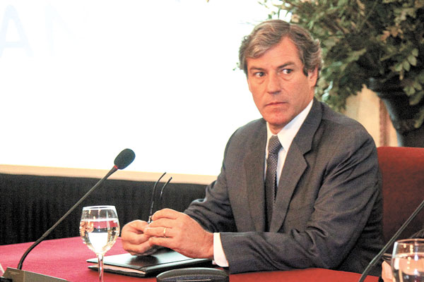 Histórico José Luis Irarrázaval deja Iansa