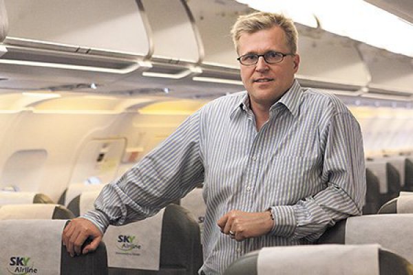 CEO de SKY defiende la "cancha pareja" e igualdad de oportunidades en seminario en La Araucanía