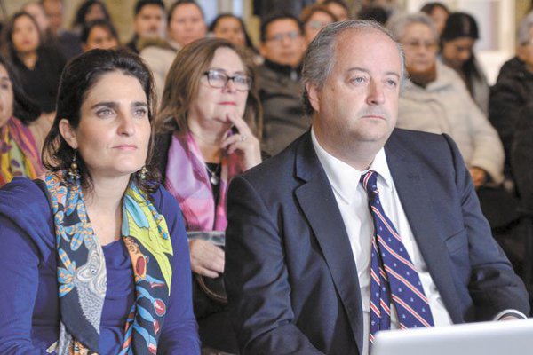Ejecutivo se reúne con trabajadores a honorarios del Estado por cotización de independientes