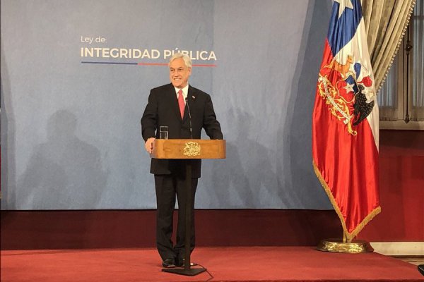 Piñera destaca crecimiento pero reconoce preocupación por débil empleo