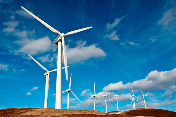 2018, un excelente año para inversiones eólicas, pero no tanto para solares