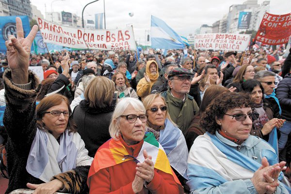 Mauricio Macri admite: “Estamos pasando por una tormenta”
