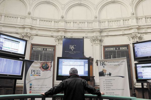 Bolsa de Valparaíso solo tiene dos corredoras operando y está en juego su continuidad