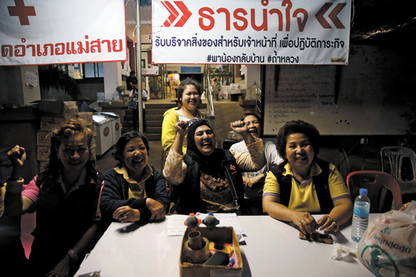 La crisis política que vuelve al foco tras el rescate de doce niños atrapados en Tailandia