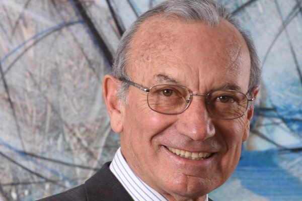 Germán Henríquez renuncia a la presidencia del Coordinador Eléctrico Nacional