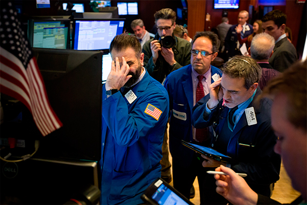 Mercados mundiales sufren fuertes caídas luego de la nueva amenaza arancelaria de Trump a China