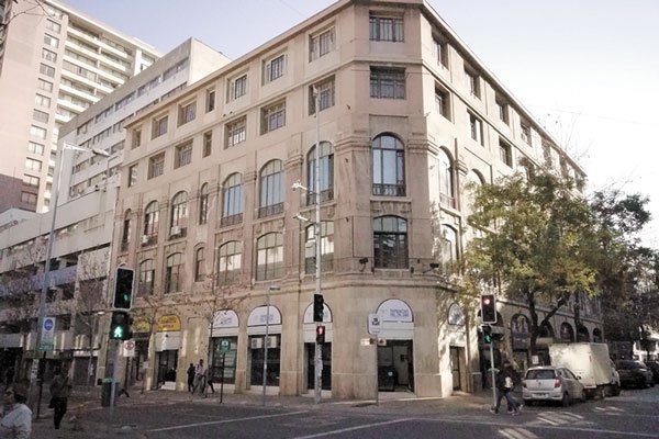 Se licitará edificio de 5.000 m2en concurrida zona del centro de Santiago