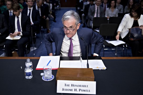 <p>Presidente de la Fed recalca que "el mejor camino" es continuar alza "gradual" de tasas de interés</p>