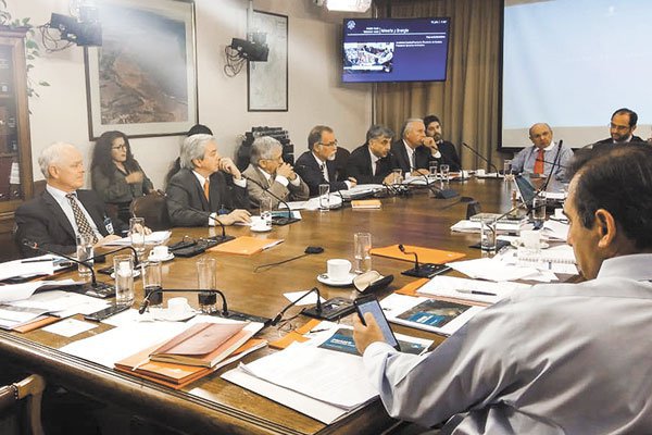Nelson Pizarro: “Debemos llegar a acuerdo con los trabajadores de Chuqui. No hay alternativa”