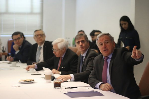 Hacienda no logra disipar los temores por guerra comercial y caída del cobre y grandes empresarios están inquietos