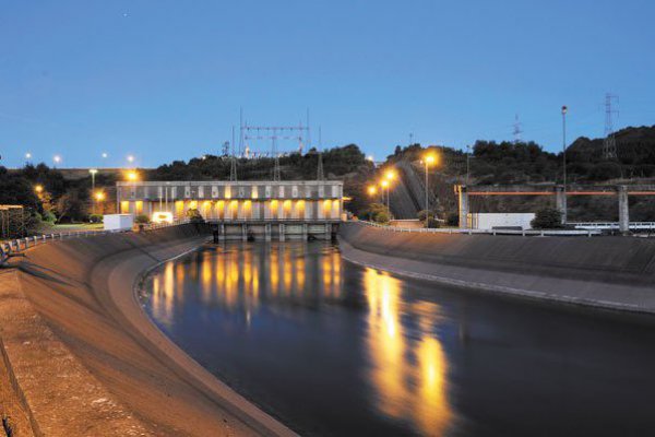 Empresas analizan crear gremio que agrupe todas las áreas del negocio eléctrico