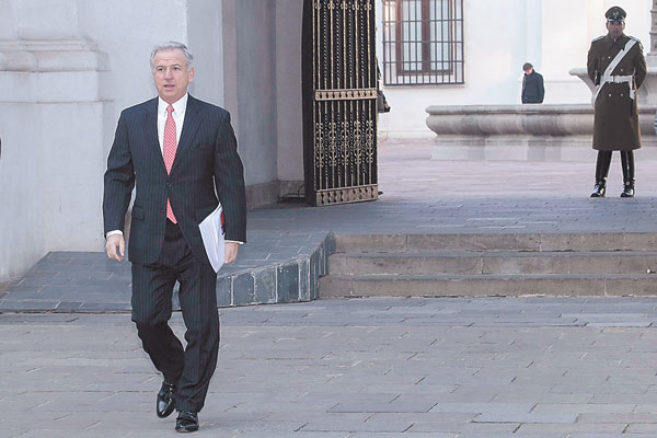 Impuestos: Larraín sostendrá mañana nueva bilateral con Piñera