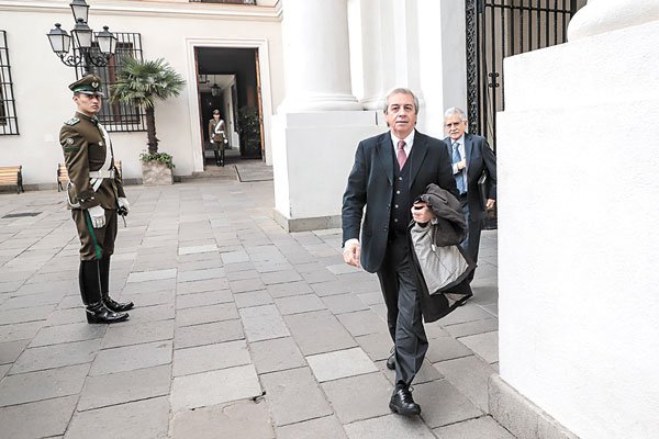 Robos de cobre llevan a plana mayor de Codelco a reunión con Interior