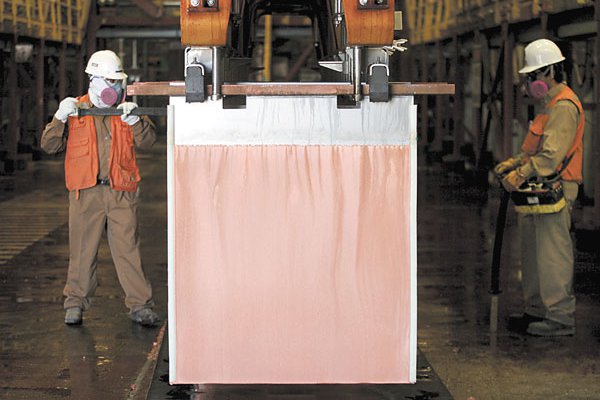 Cobre completa cuarta alza consecutiva y vuelve a los US$ 2,80