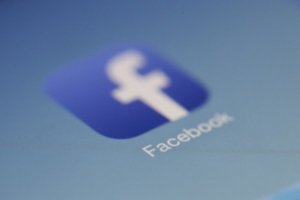 2,19% cae la acción de Facebook, arrastrando al sector tech en Nueva York